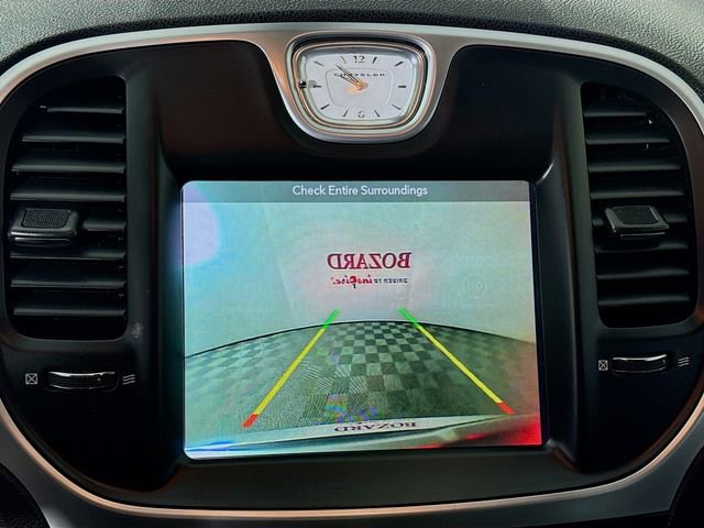 Used 2019 Chrysler 300 Limited image 16