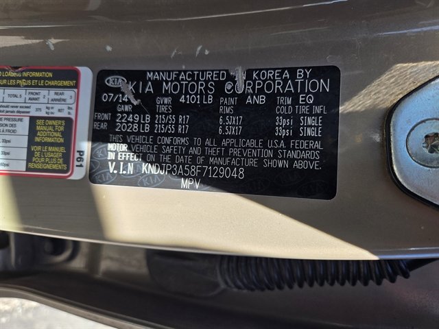 Used 2015 Kia Soul + FWD image 11