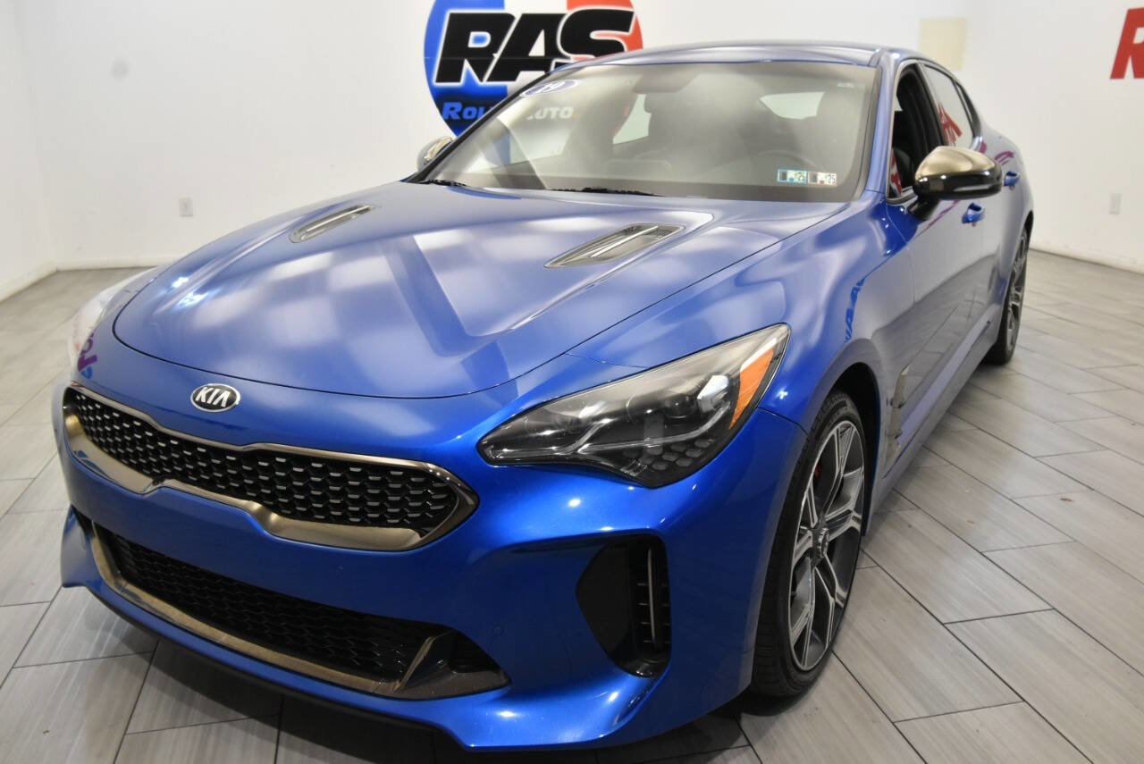 Used 2019 Kia Stinger GT image 1