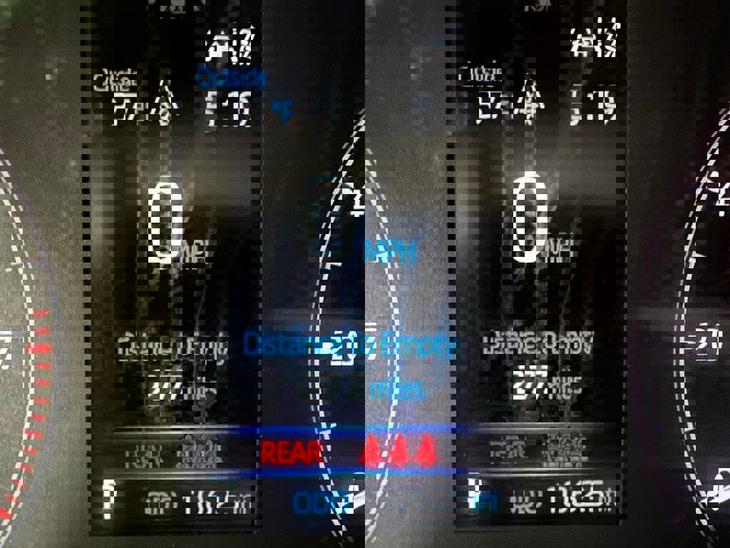 Used 2025 Toyota Corolla LE image 24