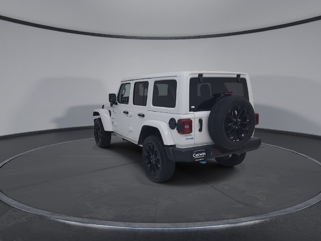 Certified 2024 Jeep Wrangler Unlimited Sahara AWD/4WD image 12
