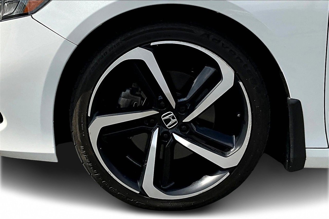 Used 2021 Honda Accord Sport image 28