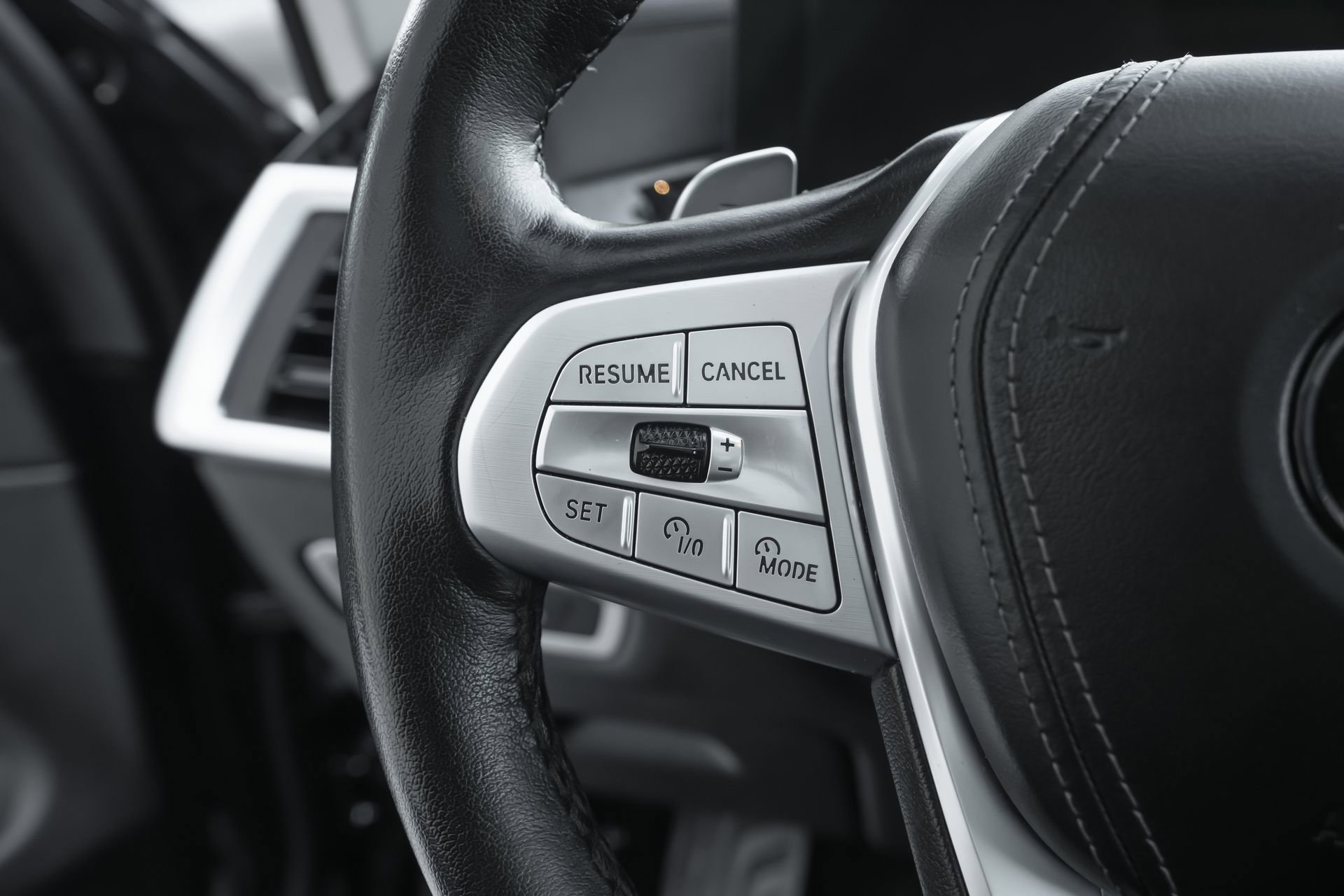 Used 2025 BMW X7 xDrive40i image 18