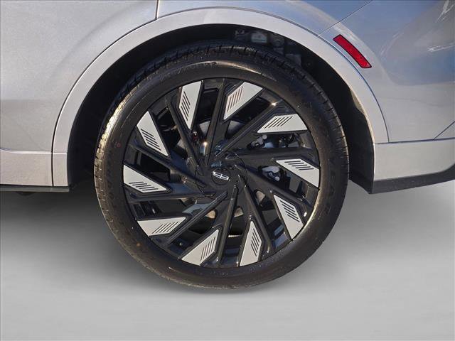 New 2026 Lincoln Nautilus Black Label w/ Jet Appearance Package image 9