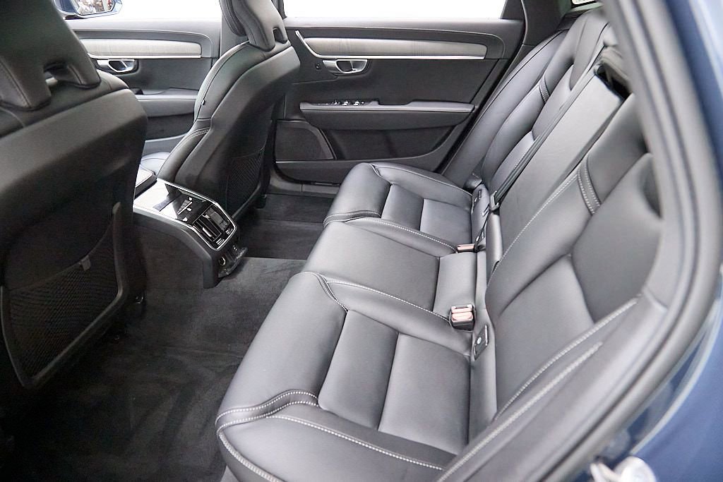 Certified 2023 Volvo S90 B6 Ultimate image 19