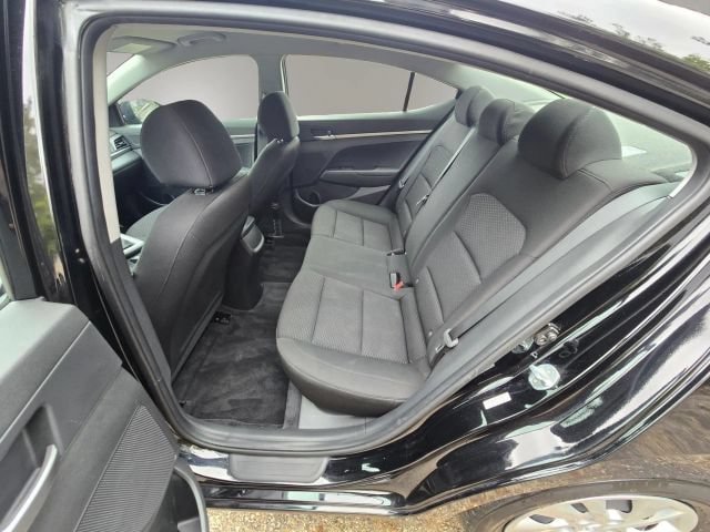 Used 2020 Hyundai Elantra SE w/ Cargo Package (C1) FWD image 11