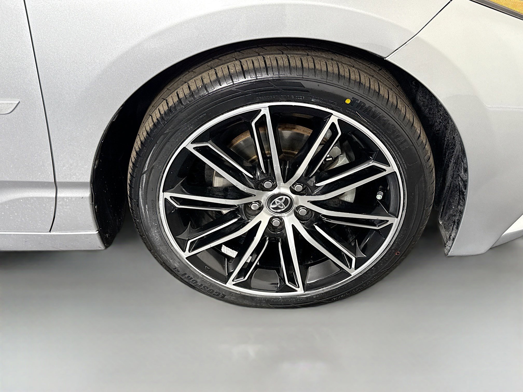 Used 2020 Toyota Avalon XSE w/ Protection Package FWD image 32