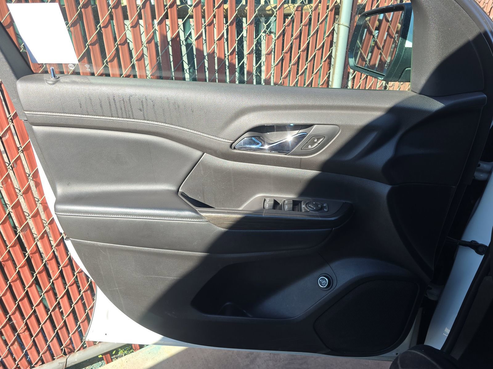 Used 2020 GMC Acadia SLT image 9