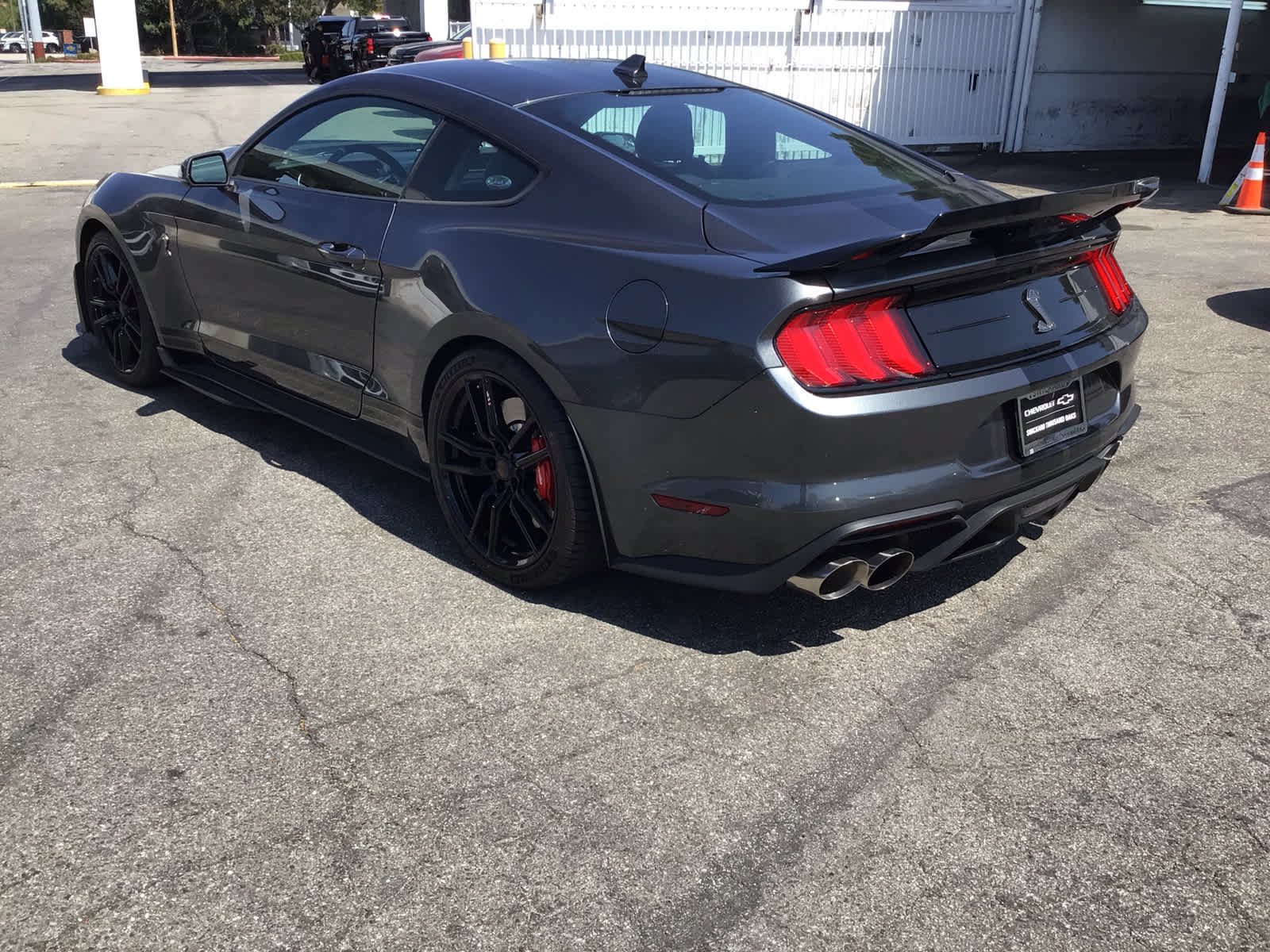 Used 2020 Ford Mustang Shelby GT500 w/ Technology Package RWD image 3