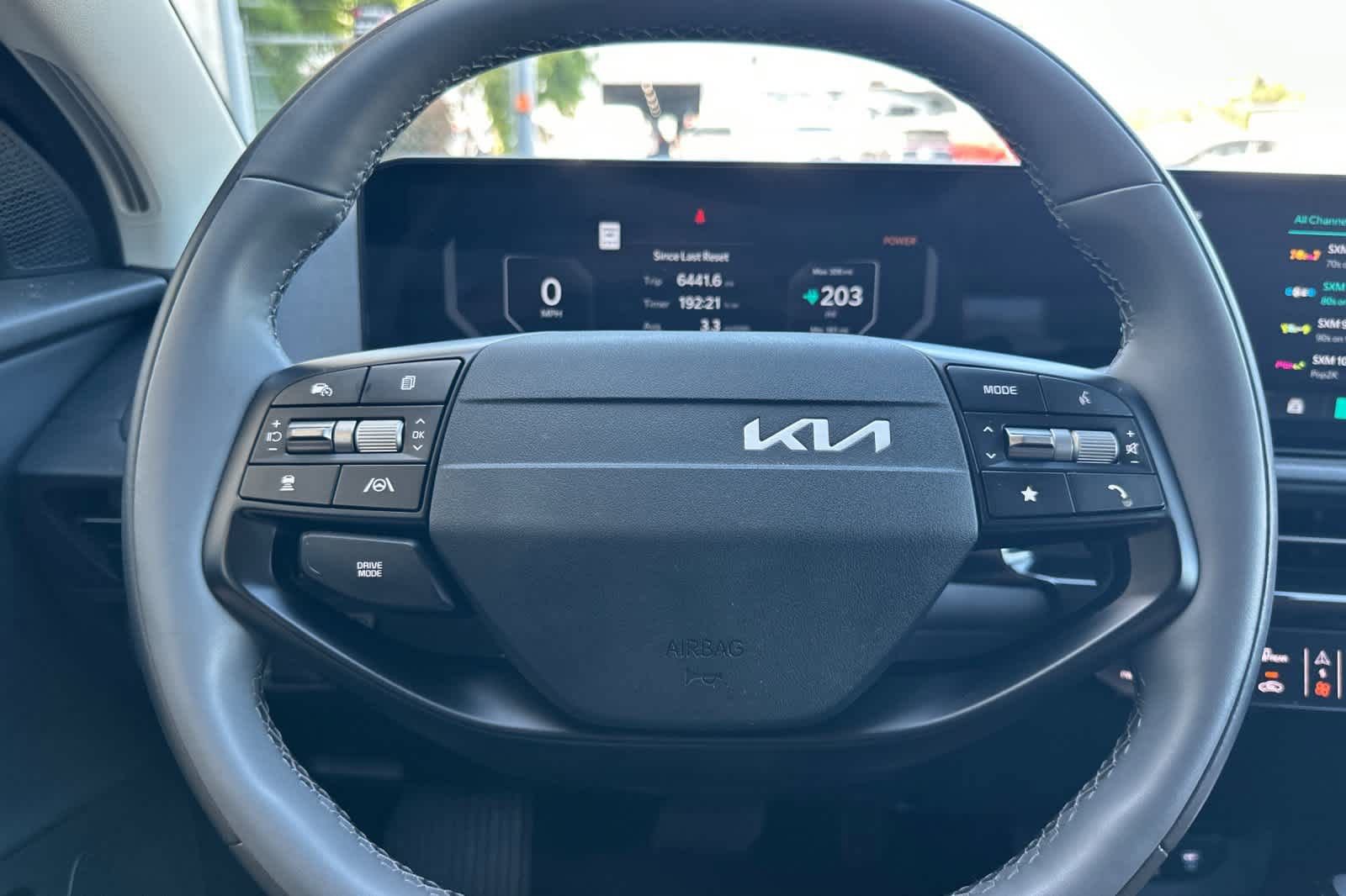 Used 2025 Kia EV6 Light w/ Light LR Technology Package RWD image 24