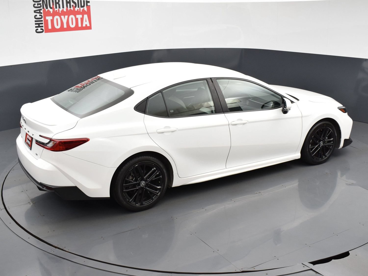 Used 2025 Toyota Camry SE FWD image 20