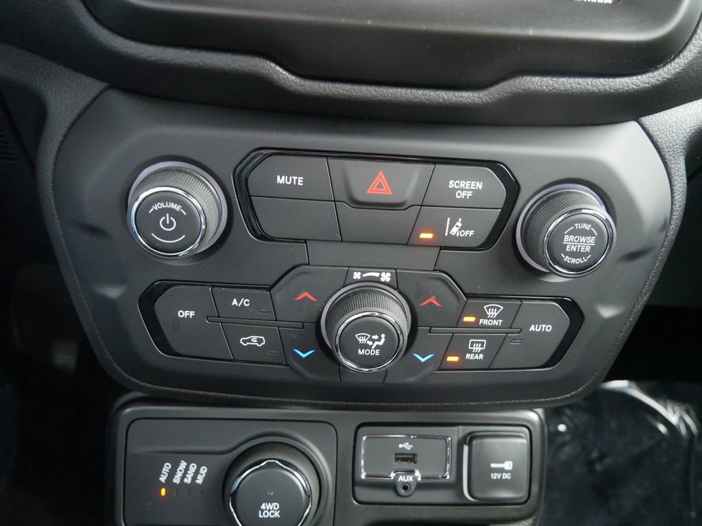 Used 2022 Jeep Renegade Altitude w/ Convenience Group image 21