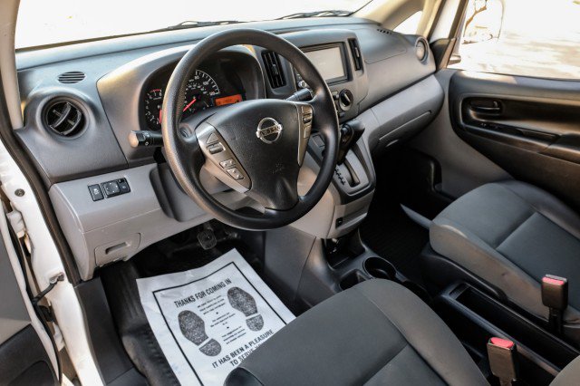 Used 2021 Nissan NV200 SV image 2
