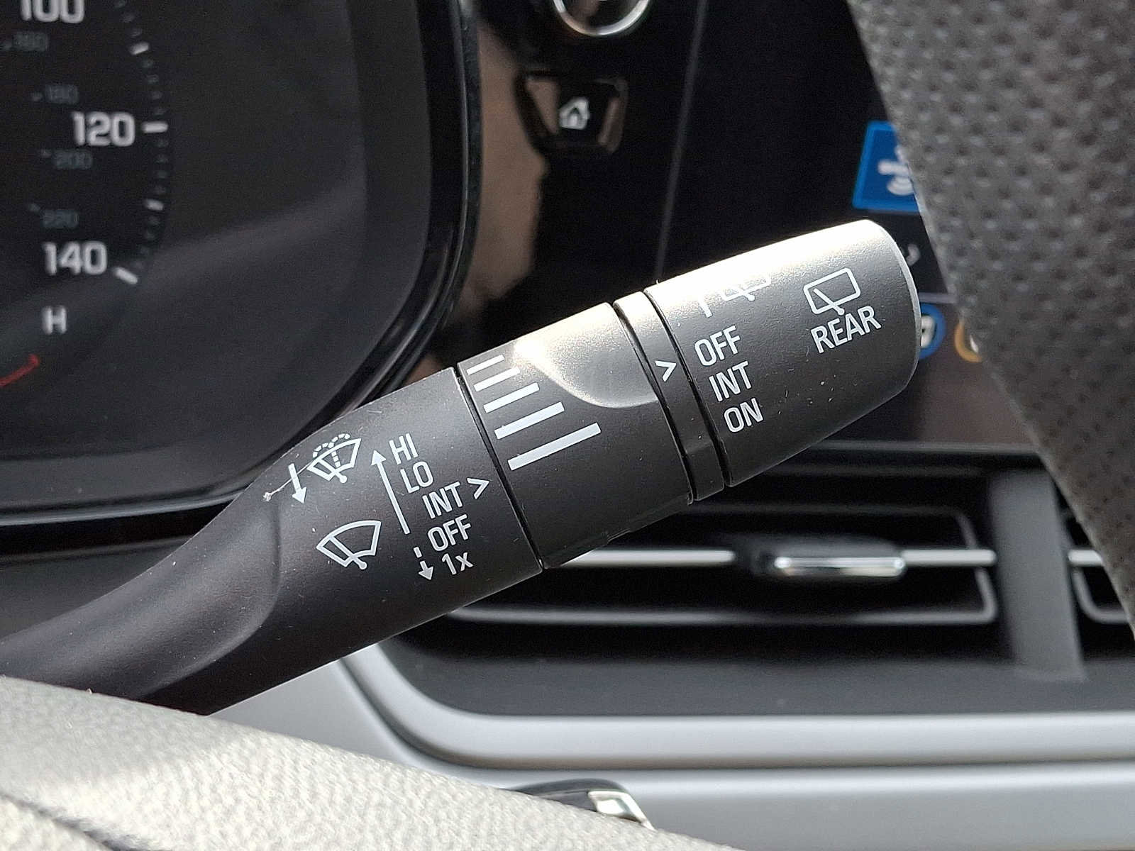 Used 2024 Chevrolet Trax LS image 25