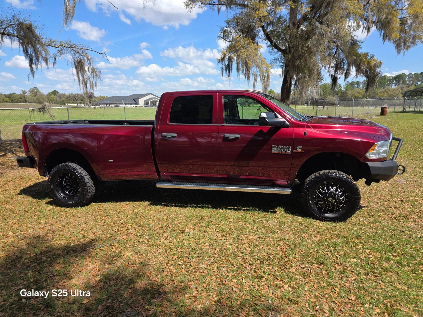 Used 2017 RAM 3500 Tradesman w/ Chrome Appearance Group image 2
