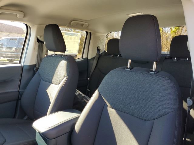 New 2025 Ford Maverick XL w/ Equipment Group 101A image 11