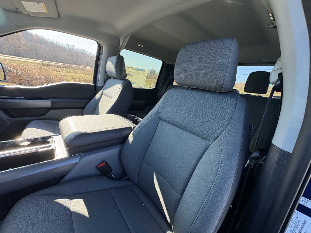 New 2026 Ford F150 XLT w/ Equipment Group 302A MID image 32