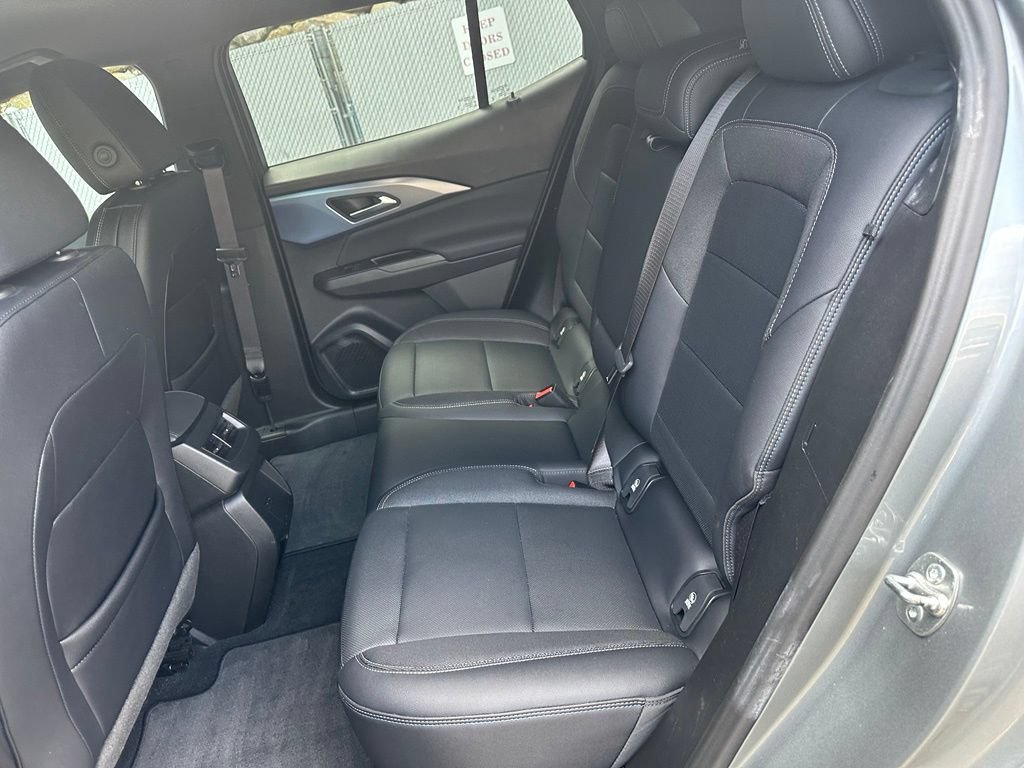 Certified 2024 Chevrolet Equinox EV LT FWD image 21