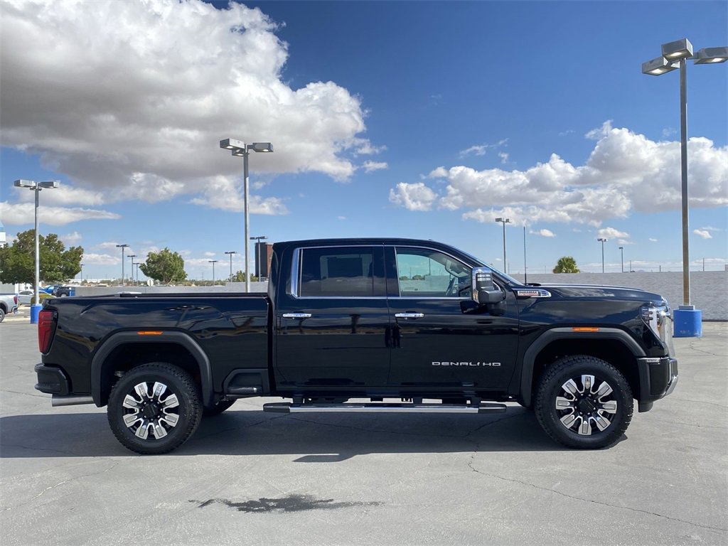 New 2025 GMC Sierra 2500 Denali image 4