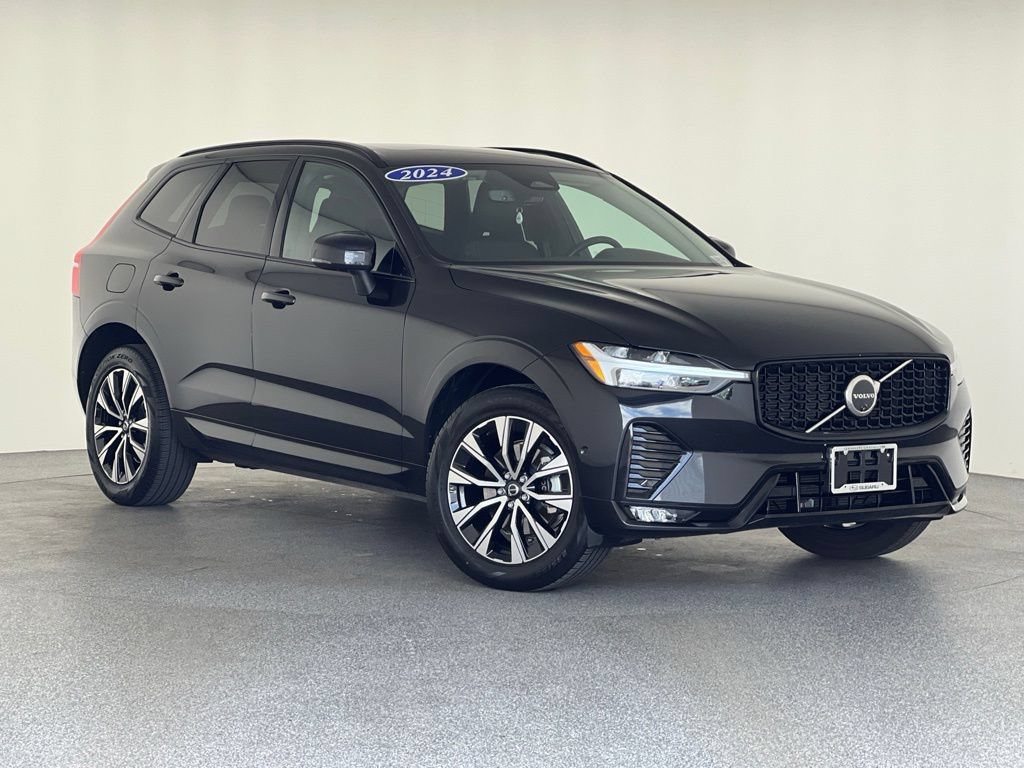 Used 2024 Volvo XC60 B5 Plus AWD/4WD image 38
