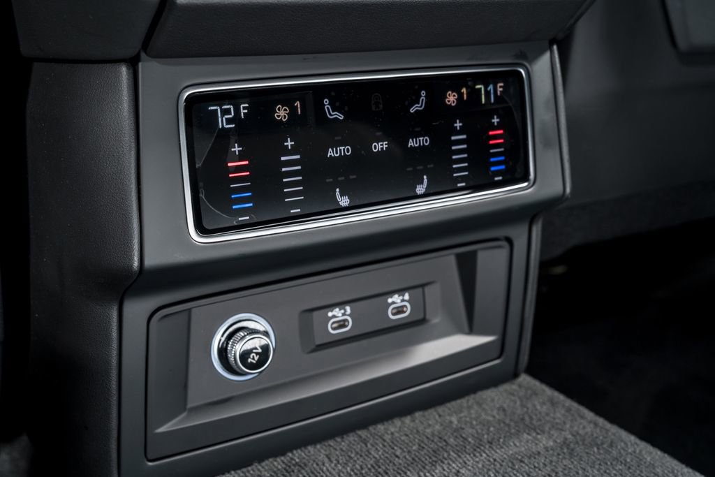 Used 2023 Lamborghini Urus S image 33