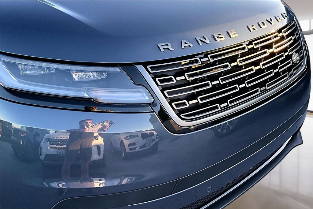 Certified 2024 Land Rover Range Rover Velar S AWD/4WD image 31