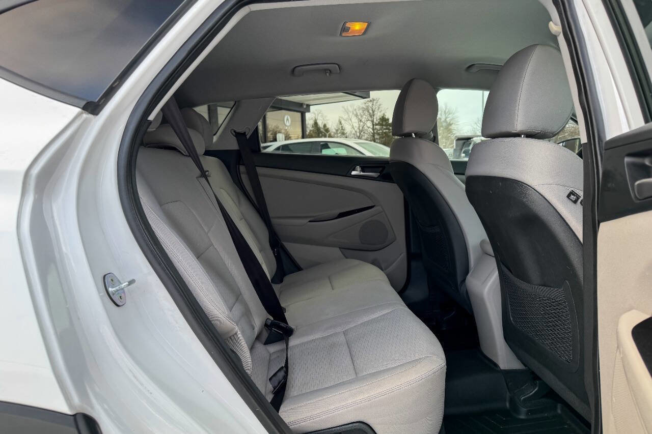 Used 2019 Hyundai Tucson SE w/ Cargo Package image 14