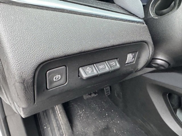 Used 2024 Buick Enclave Premium image 12