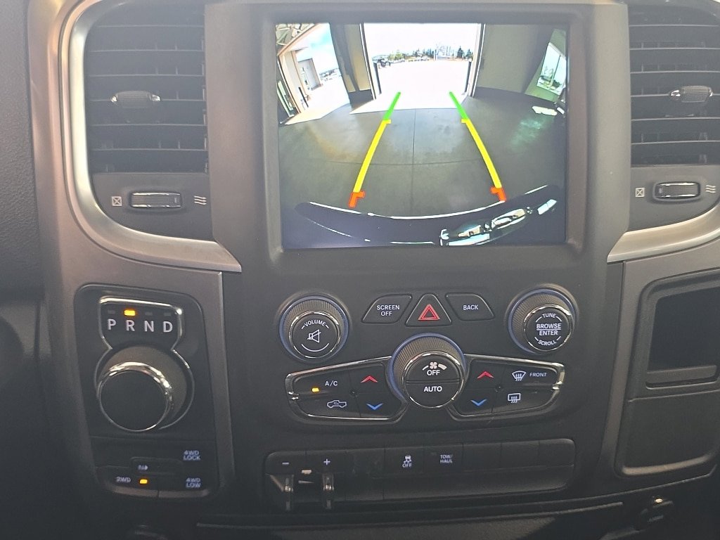 Used 2021 RAM 1500 Classic SLT w/ Trailer Tow Group AWD/4WD image 13