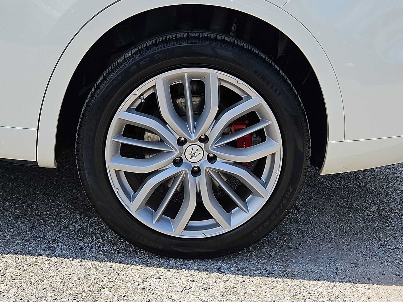 Used 2022 Maserati Levante GT AWD/4WD image 12