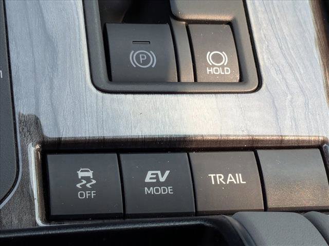 Used 2021 Toyota Highlander Platinum AWD/4WD image 16