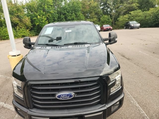 Used 2015 Ford F150 XLT w/ Equipment Group 302A Luxury AWD/4WD image 14