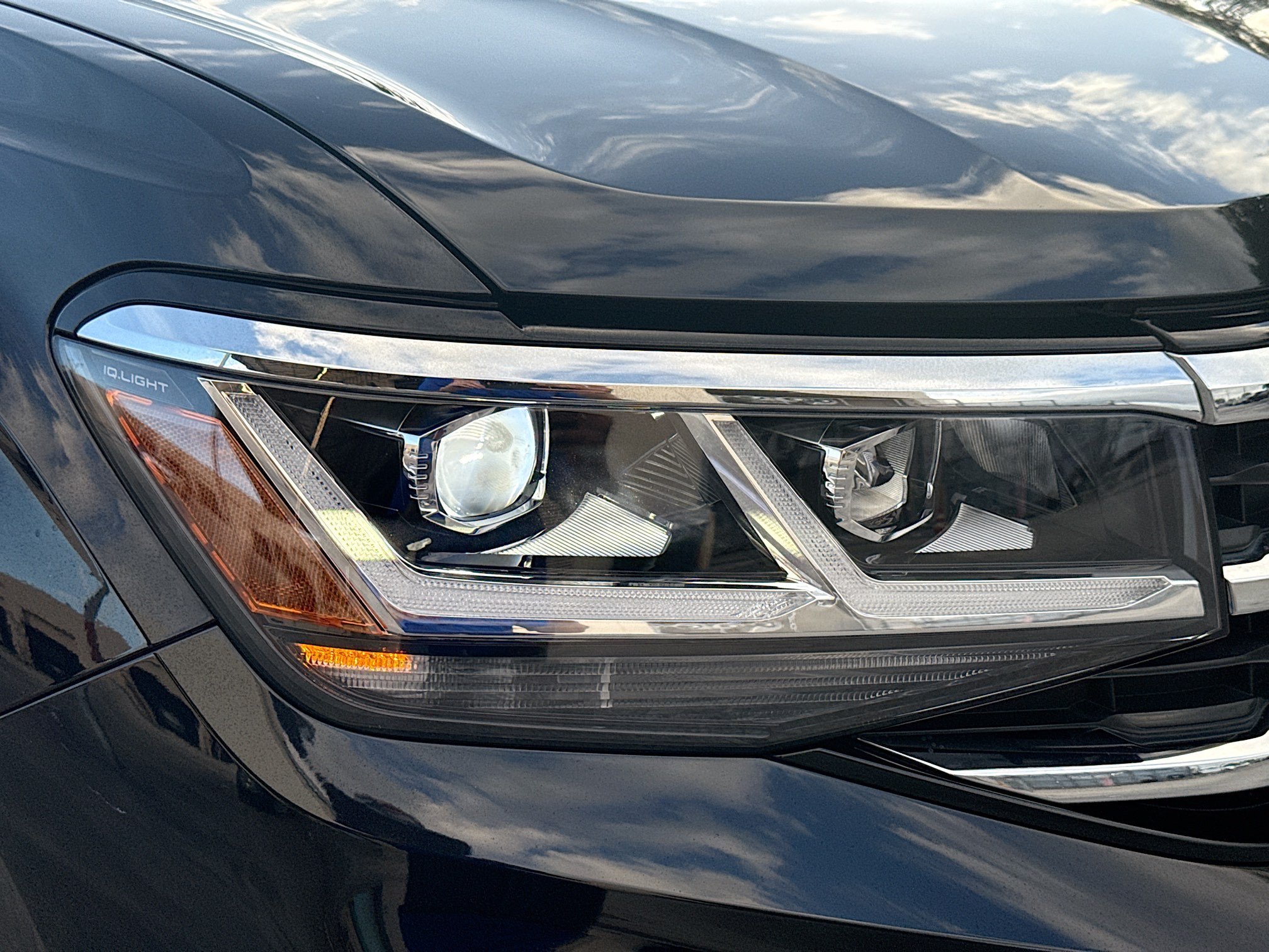 Used 2022 Volkswagen Atlas Cross Sport SE w/ Panoramic Sunroof Package AWD/4WD image 35