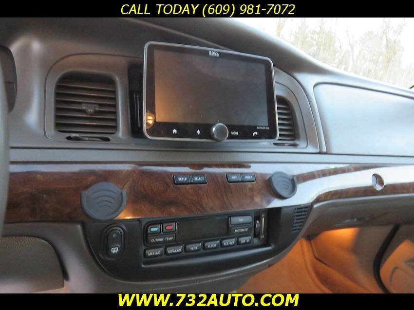 Used 2010 Mercury Grand Marquis LS image 11