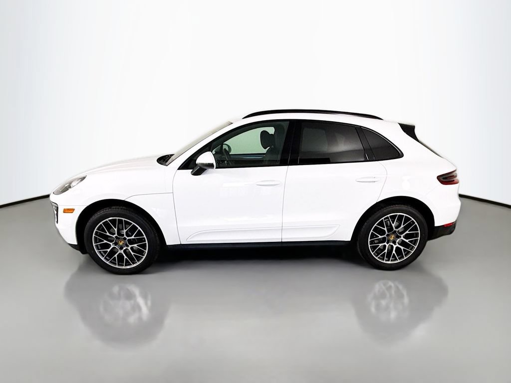 Certified 2018 Porsche Macan Sport Edition AWD/4WD image 2