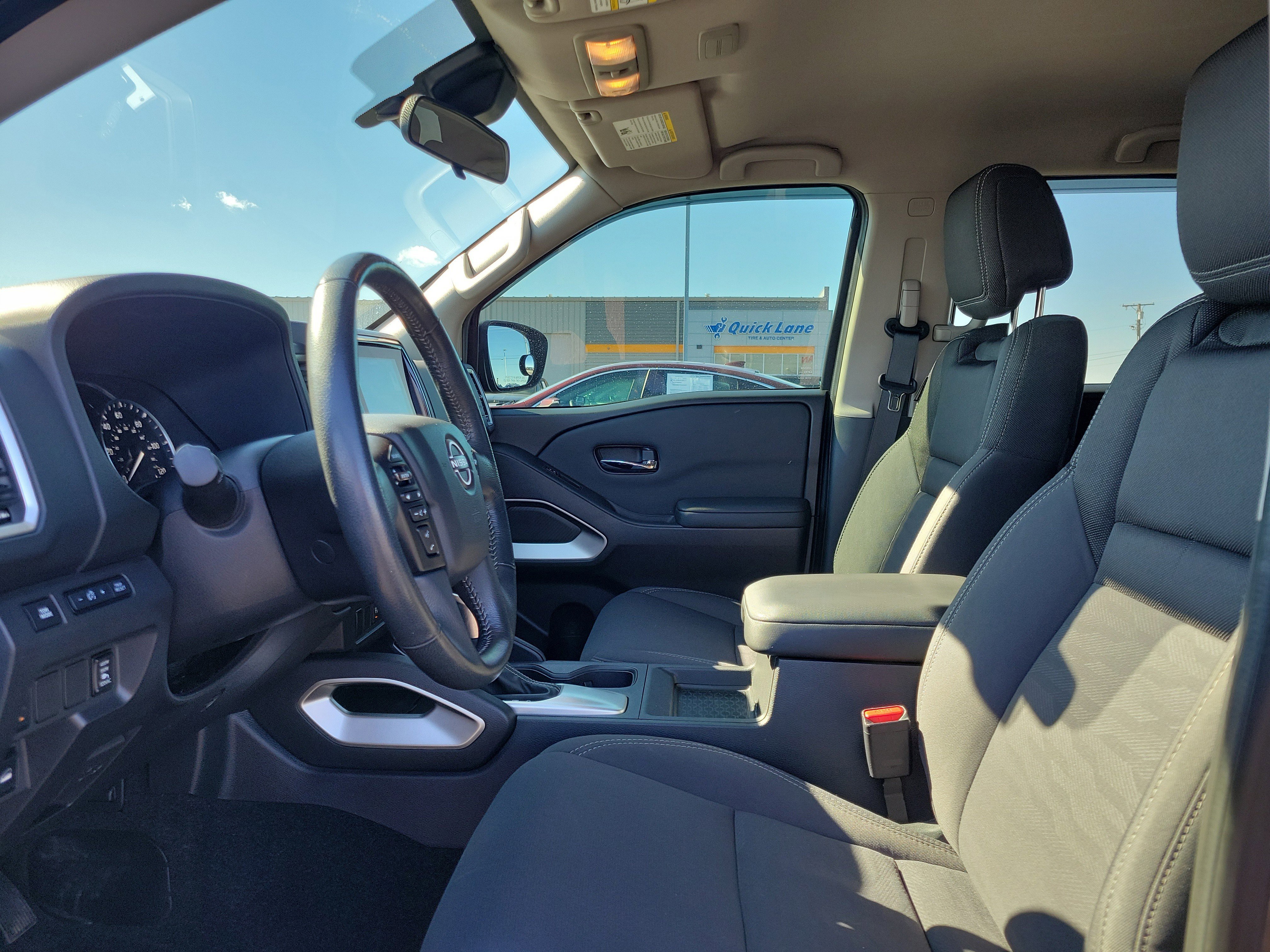 Certified 2022 Nissan Frontier SV w/ Technology Package image 15