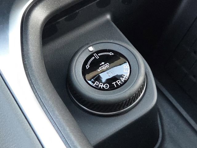 New 2025 Ford Expedition Active RWD image 24