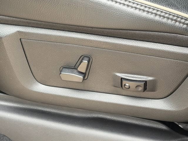 Used 2024 RAM 3500 Laramie w/ Night Edition image 19