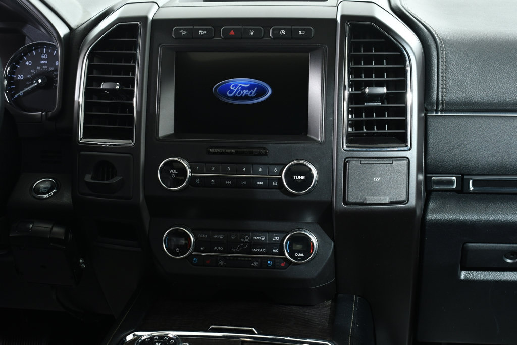 Used 2020 Ford Expedition Limited w/ Equipment Group 302A AWD/4WD image 9