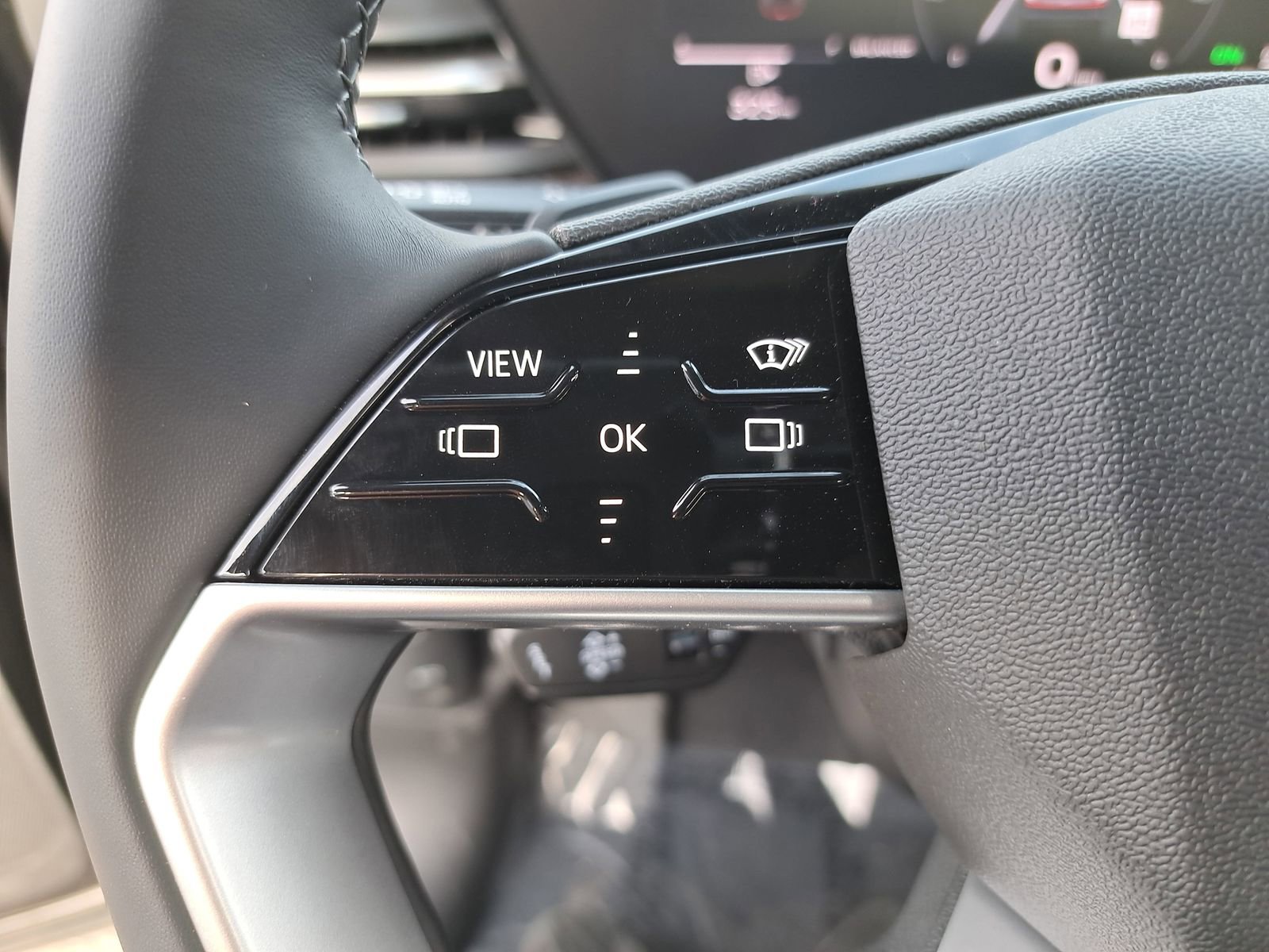 New 2025 Audi Q5 Premium Plus image 17