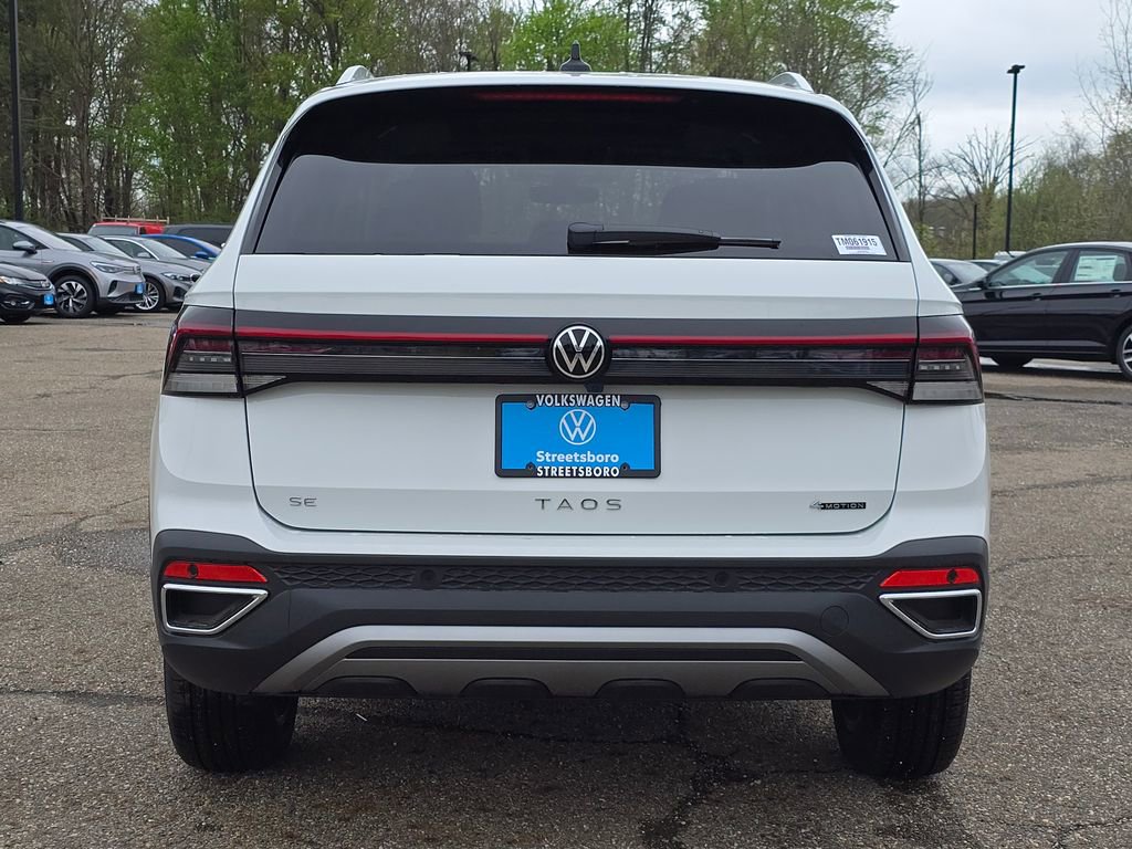 New 2026 Volkswagen Taos SE AWD/4WD image 5