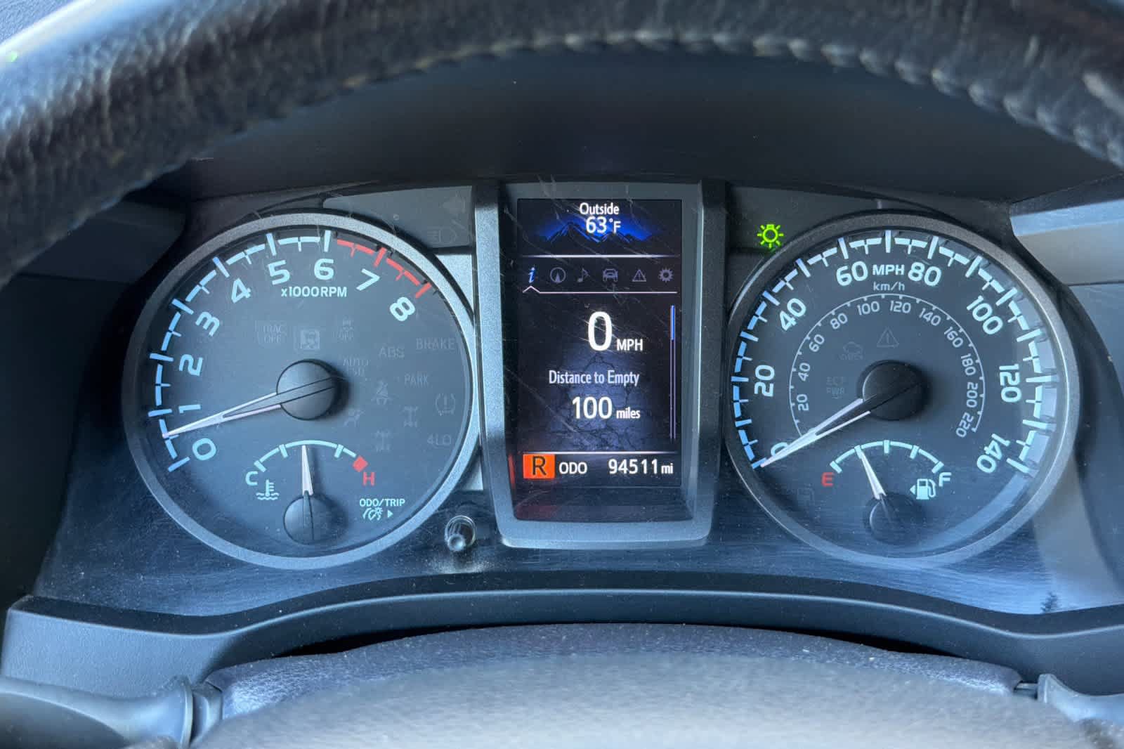 Used 2016 Toyota Tacoma TRD Off-Road w/ Premium & Technology Package AWD/4WD image 26