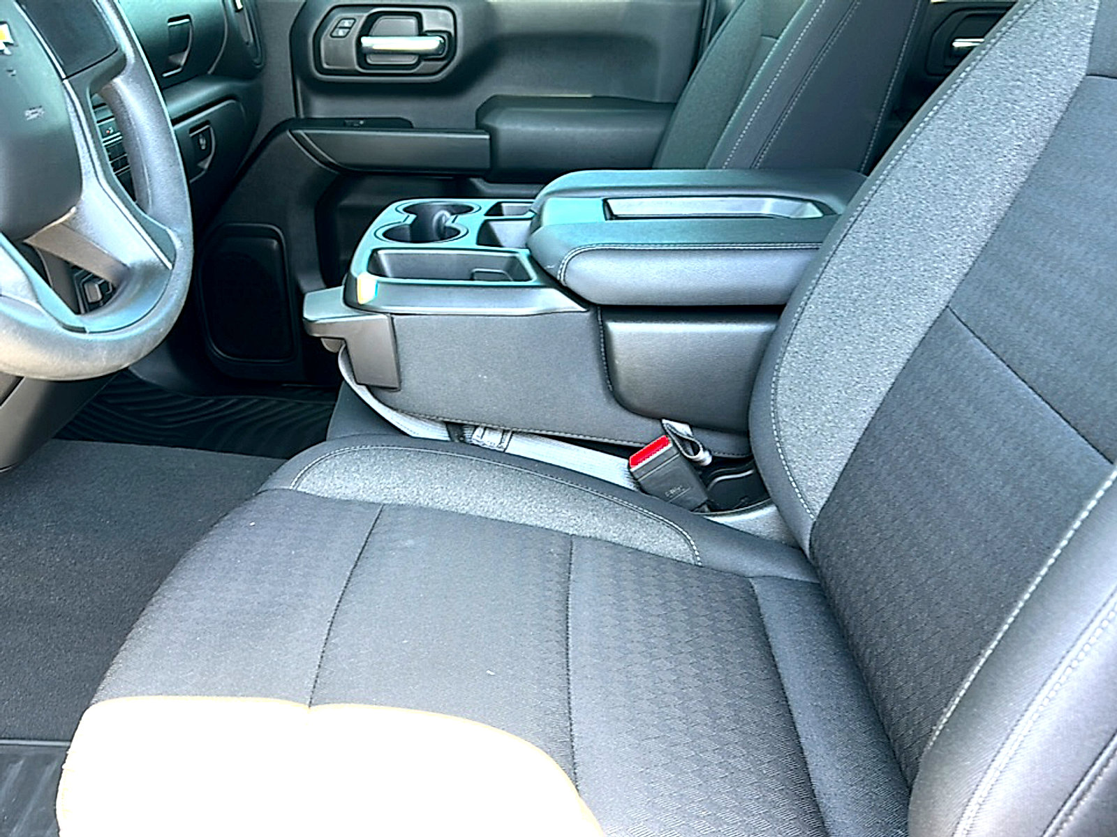 Used 2025 Chevrolet Silverado 2500 Custom w/ Custom Convenience Package AWD/4WD image 13