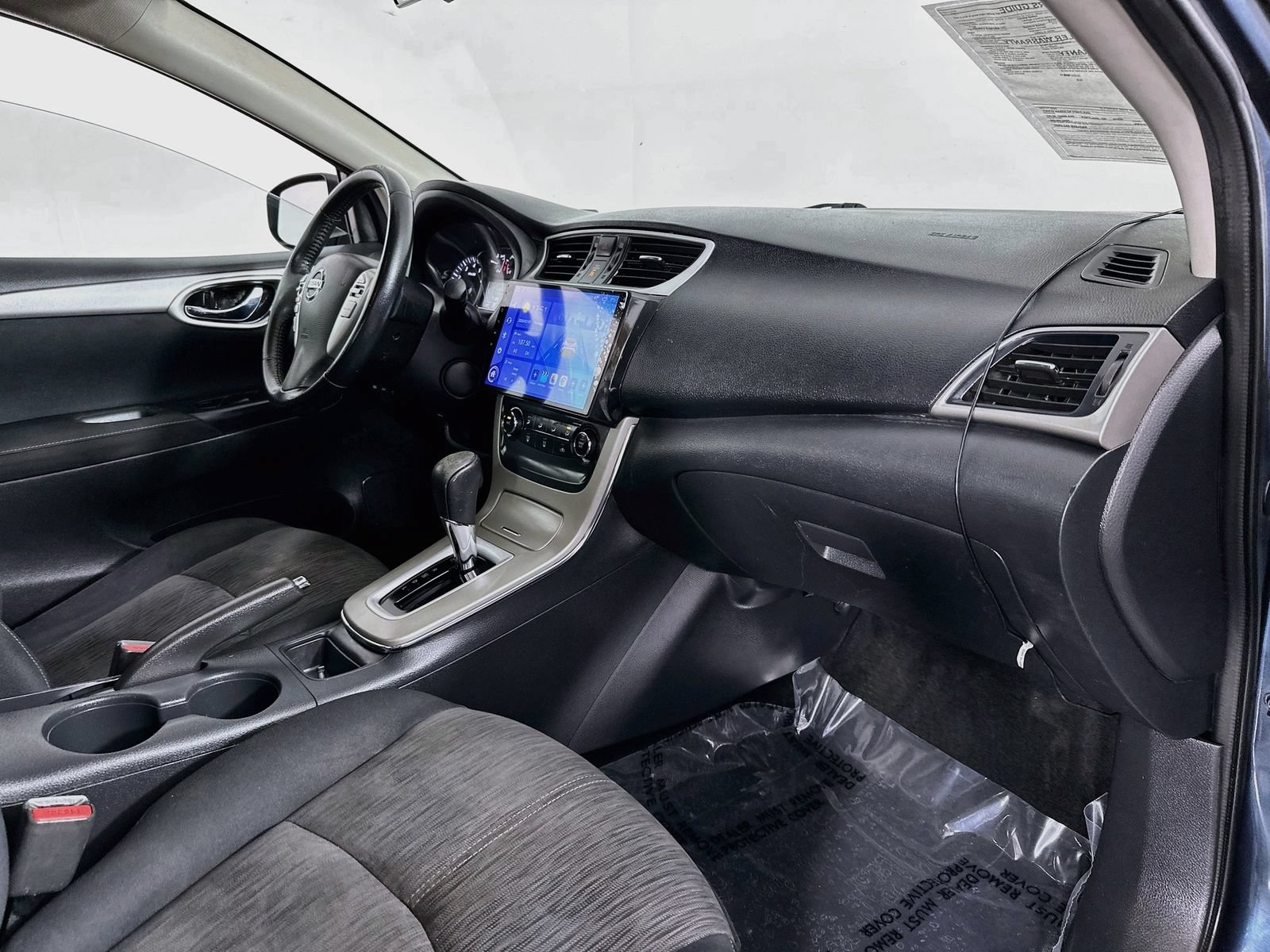 Used 2015 Nissan Sentra SV FWD image 25