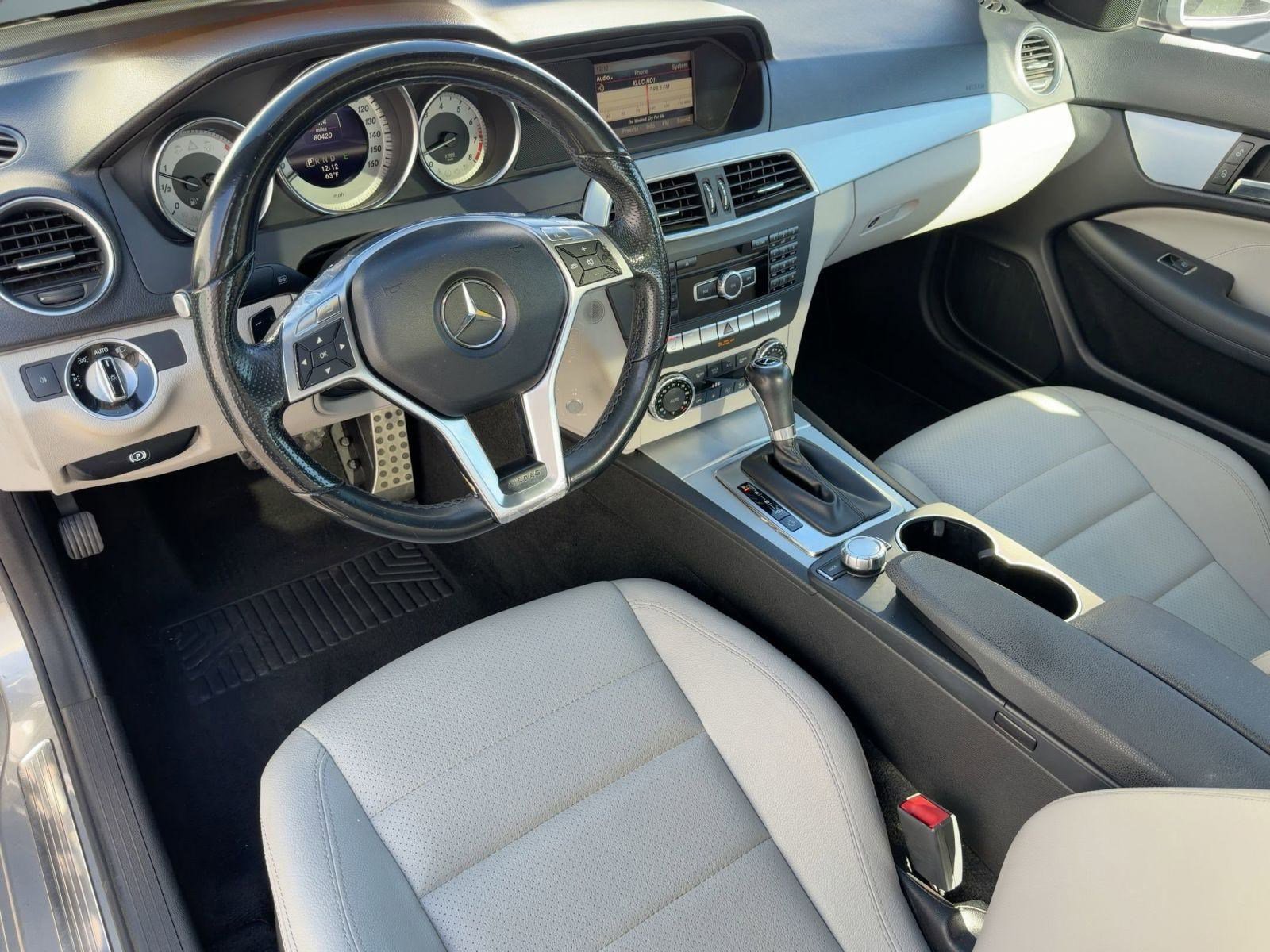 Used 2013 Mercedes-Benz C 250 Coupe image 3