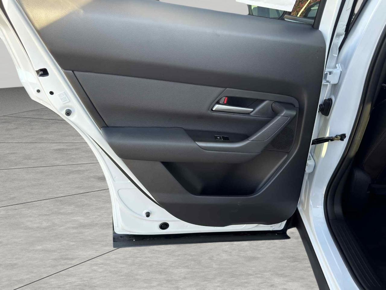 New 2025 MAZDA CX-50 AWD 2.5 Turbo w/ Weather Package image 14