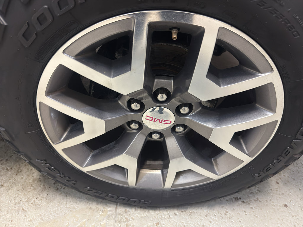 Used 2016 GMC Sierra 1500 SLT AWD/4WD image 31