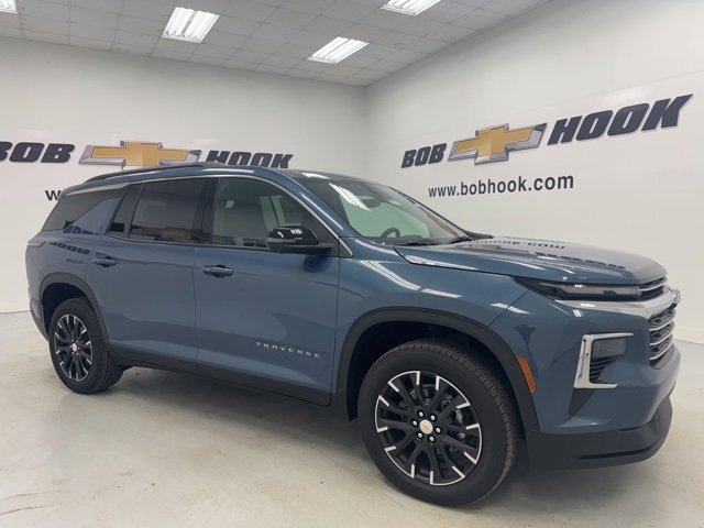 New 2026 Chevrolet Traverse LT w/ Sun and Wheel Package image 3