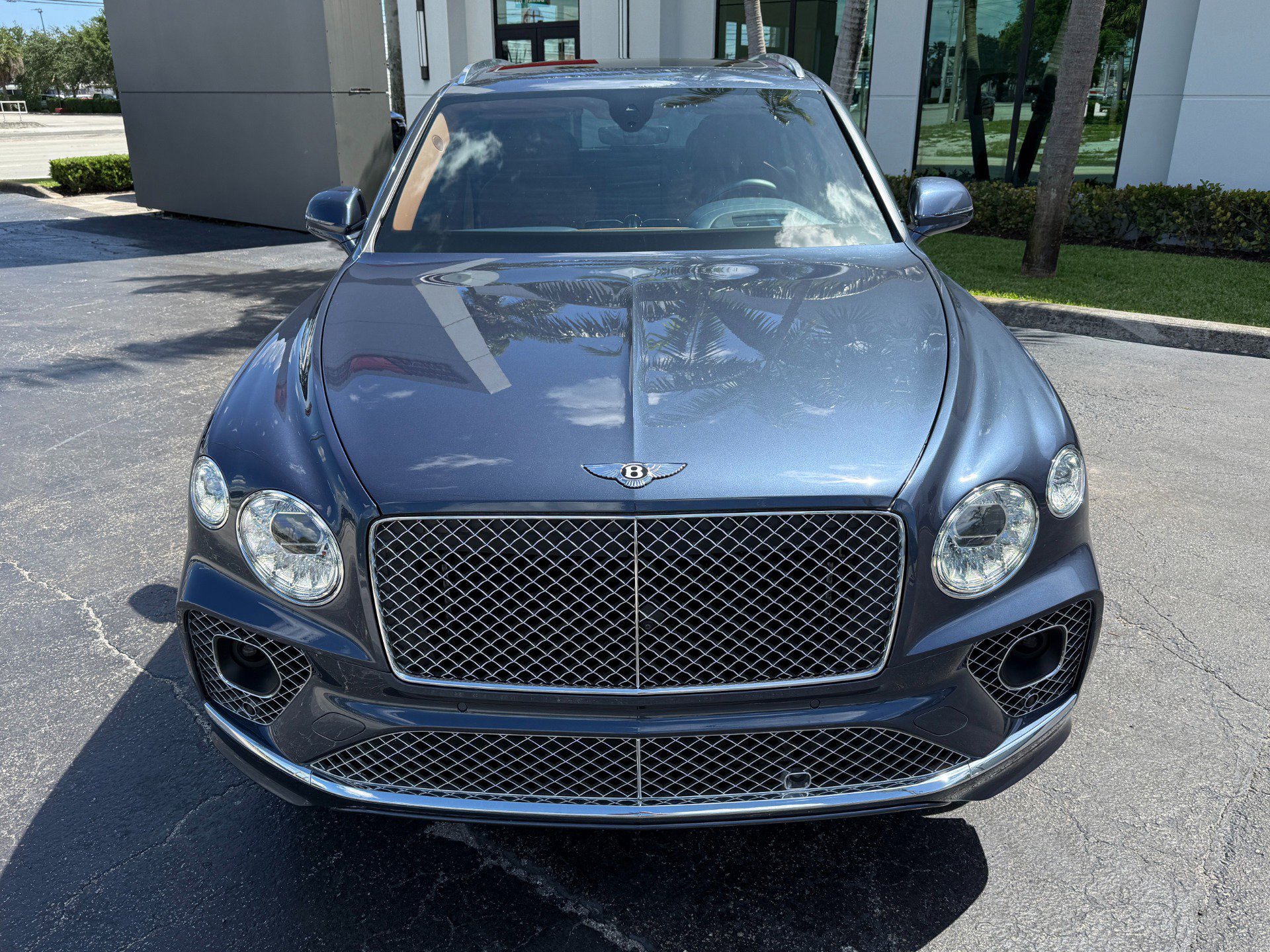 Used 2021 Bentley Bentayga AWD/4WD image 8