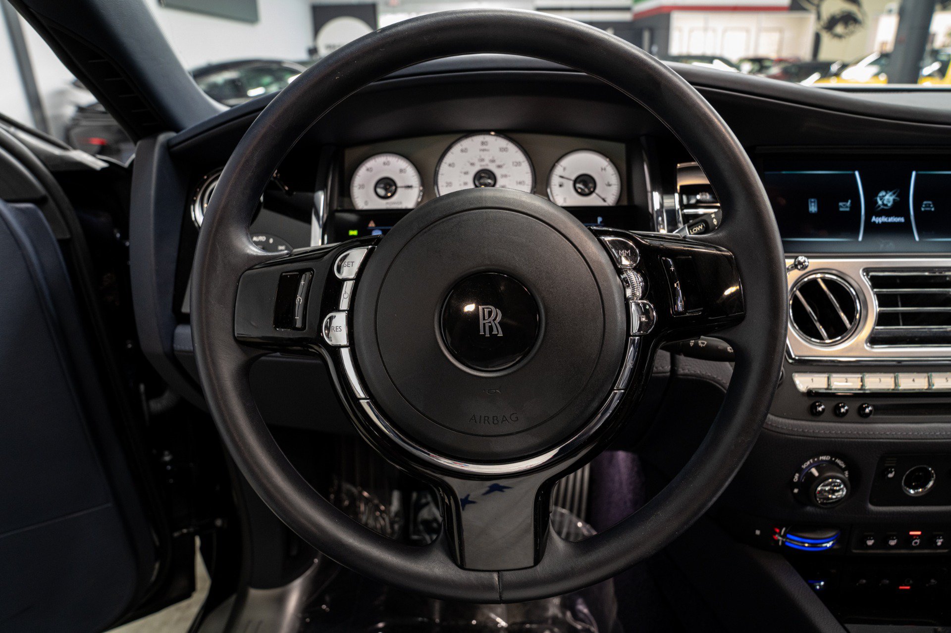 Used 2020 Rolls-Royce Ghost RWD image 14